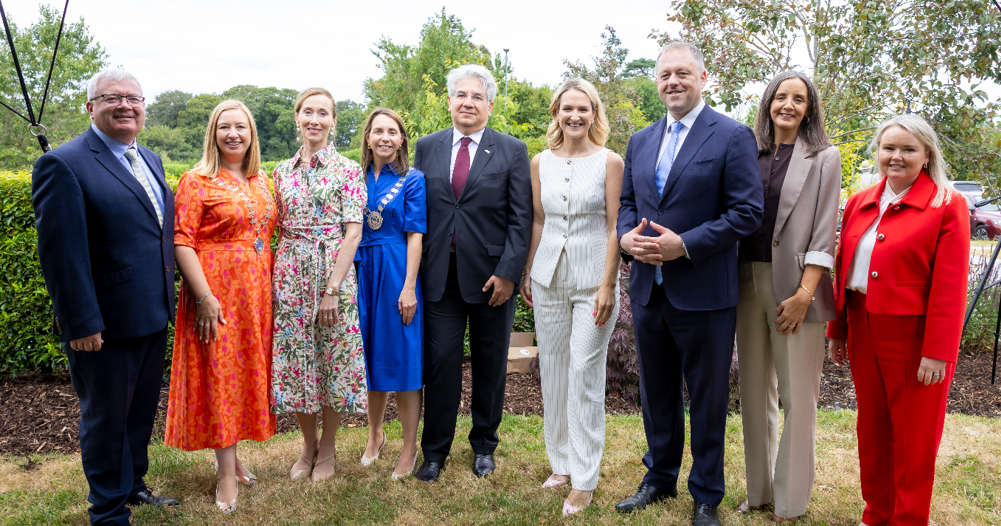 L/R:  Kieran Kehoe CE Meath County Council, Niamh Giffney President of County Meath Chamber, Elizabeth McCullough Ambassador of Ireland to Italy, Cathaoirleach Cllr Sarah Reilly, Nicola Faganello Ambassador of Italy to Ireland, Helen McEntee Minister of State at the Department of Foreign Affairs and Trade, Thomas Byrne Minister of State at the Department of the Taoiseach and the Department of Foreign Affairs, Paula McCaul CEO of County Meath Chamber and Senator Linda Nelson Murray
Thank you to Meath County Council for hosting the event at Buvinda House
